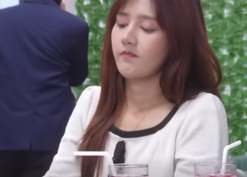 T0212074 วิ่งมามุดใต้โต๊ะ เด็กคนนี้พยายามจะบอกอะไรกันแน่ 1498949767450251 part2