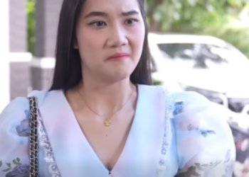 T0212056 แม่ค้าส้มตำลอยฟ้าปะทะลูกค้าขี้อวด! 504040812146768 part2