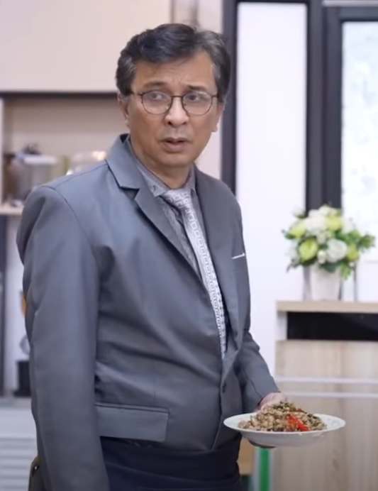 T1512015 พ่อค้าใส่สูทขายข้าว สงสัยอยากจะเป็นประธานบริษัท! 440895385580368 part2