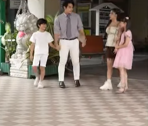 S1712034 จากแม่ค้าข้างทางสู่ภรรยาเจ้าสัวระดับจังหวัด 1919924762132889 part2