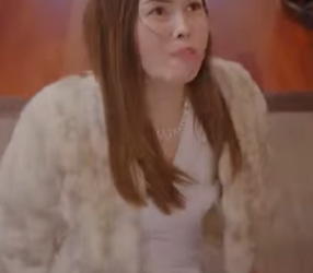 S1712046 เจ้าสาวนึกว่าแม่ผัวเป็นเมียน้อย ก็เลยยกพวกไปตบแม่ผัวถึงห้องนอน 812597118160763 part2