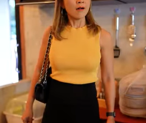 B2912032 กำลังอาบน้ำอยู่ดีๆ ผู้หญิงคนนี้ก็โผล่เข้ามาถึงที่ 1392182701390504 part2