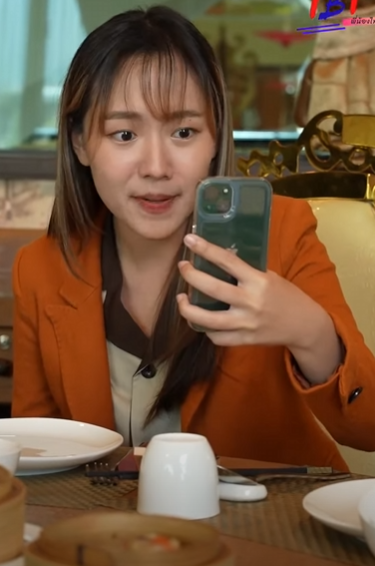 A0112051 ปลอมตัวเป็นพี่ฟู่ เพื่อโกหกแม่ 1250495509022784 part2