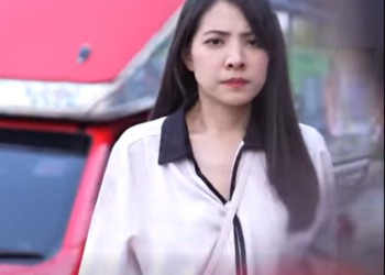 T1301038 รถหรูชนกับรถสองแถว ยังไงมันก็ผิด 1102495710892241 part2