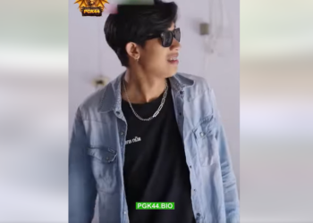 S2101140 ผู้หญิงคนนี้กำลังหนีบางอย่าง แต่ทำไมพวกเขาสองคนถึงมีสร้อยคอเหมือนกัน 1279784380283036 part2