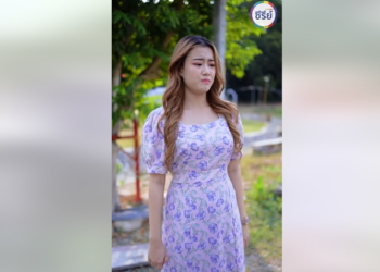 B2501244 คนงานบริการคนท้oง ใช้หลังรองให้เธอนั่ง 7529122397140281 part2