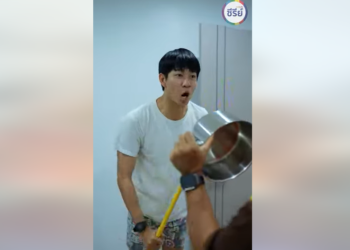 B2501243 เค้าคิดว่าวิธีโรยแป้งที่เท้าเมีย จะได้รู้ว่าเธอออกไปไหนกลางดึกทุกคืน EP